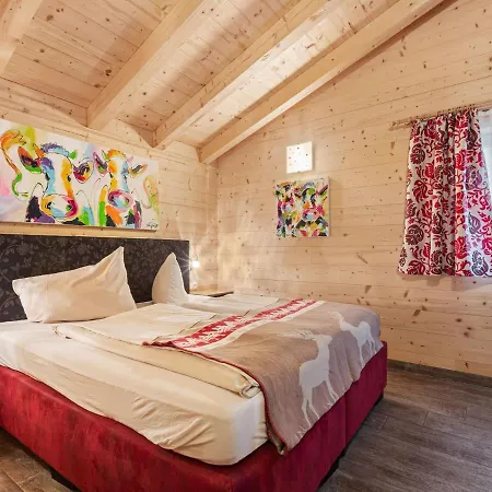 Vintage Chalet With Sauna And Jacuzzi In Chalet *